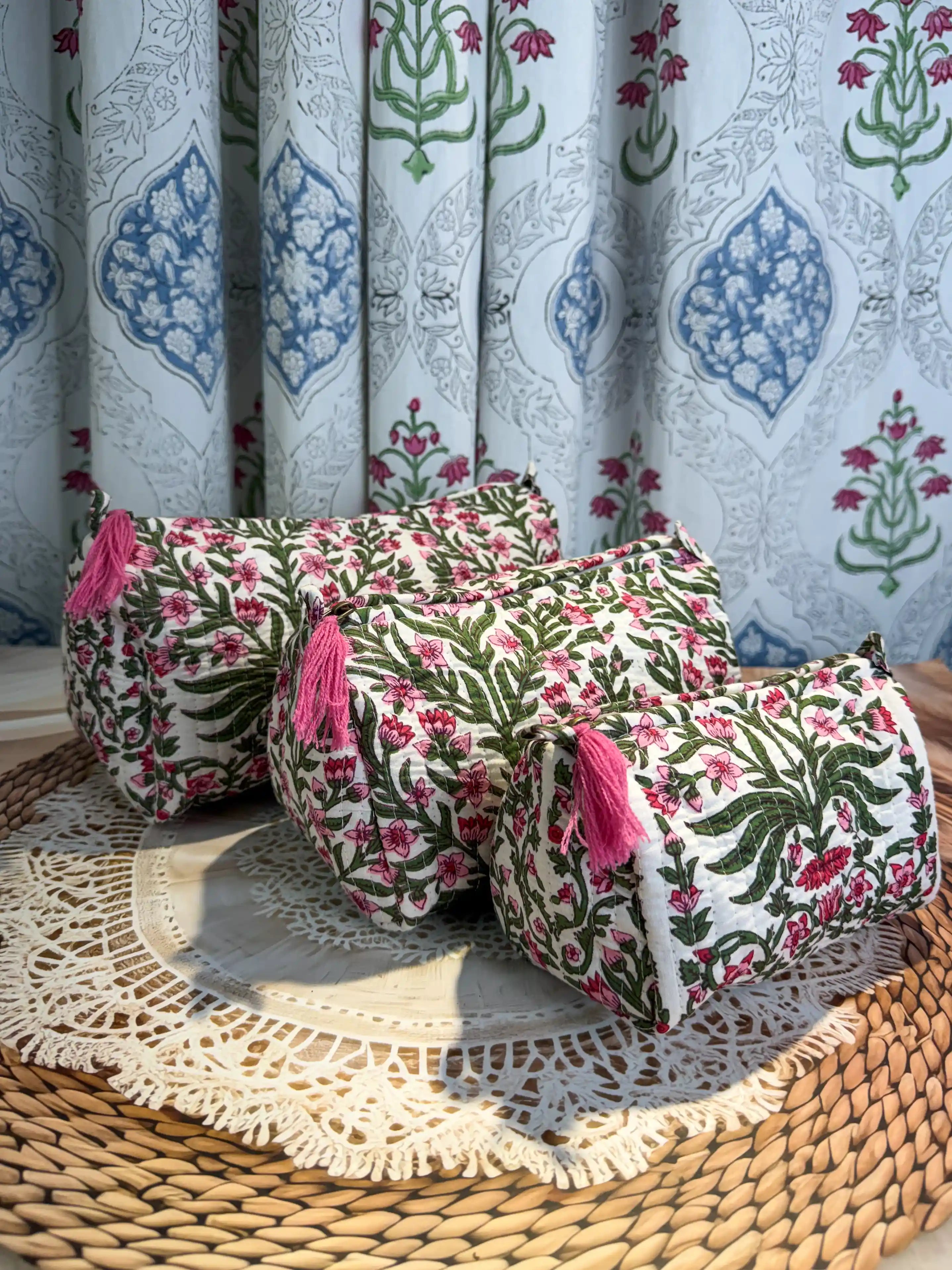 White Garden whisper Toiletry pouches (3 pc)