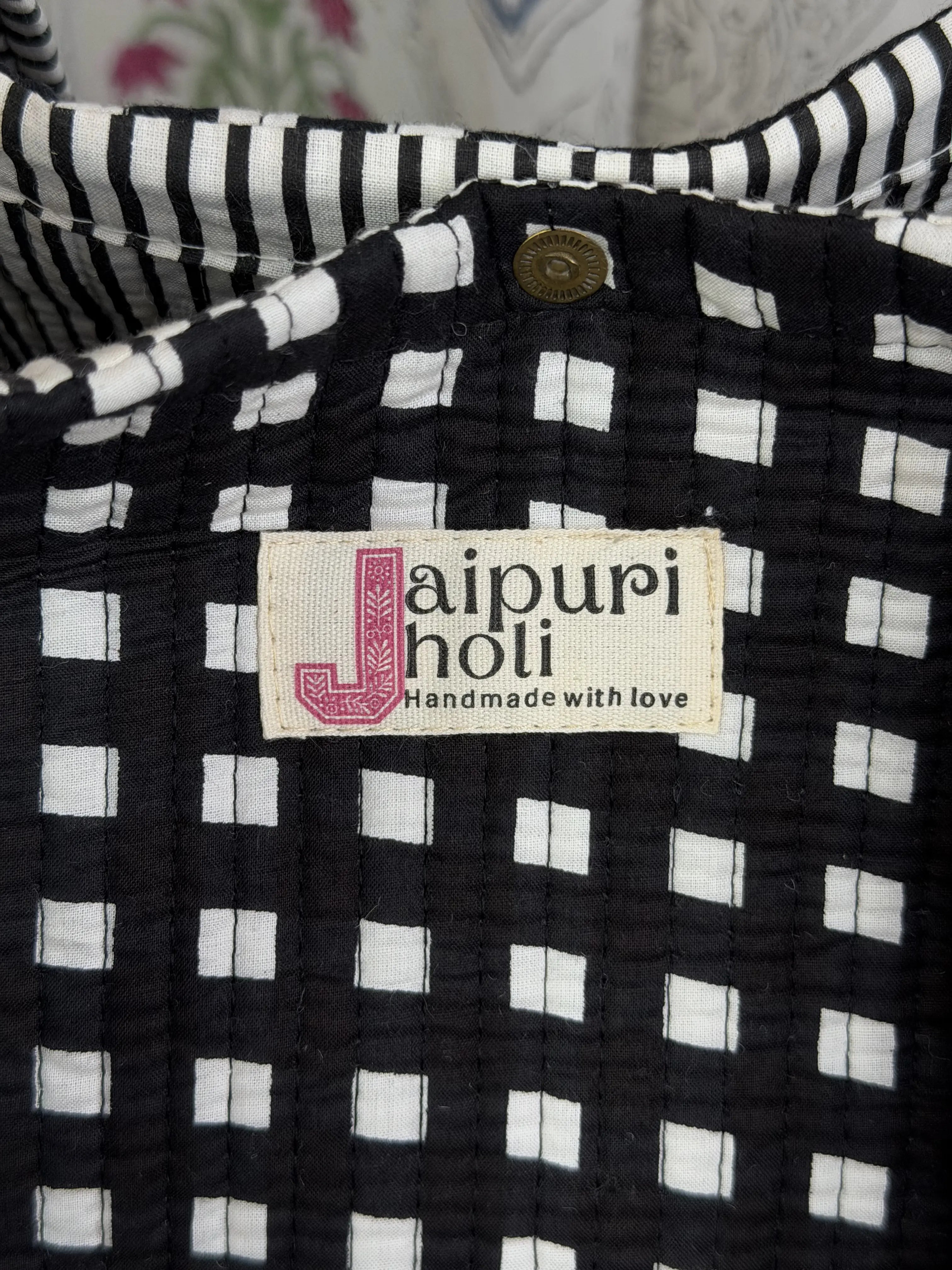 Jaipur Block Print Cotton Quilted Button Tote Bag - Blue and White Zigzag Geometric Print Close-UP View