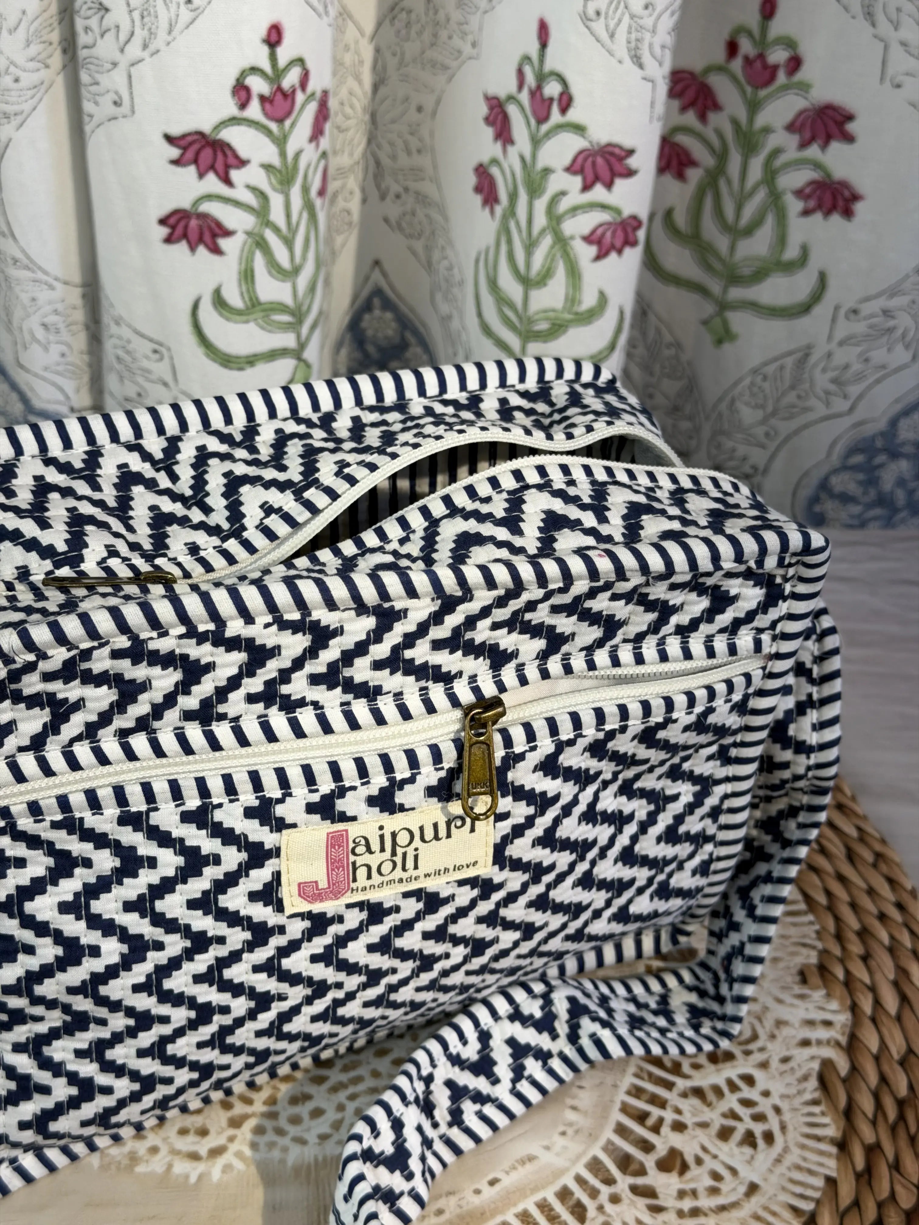 Jaipur Block Print Quilted Travel Makeup Bag for Boys - Blue and White Zigzag Interior View