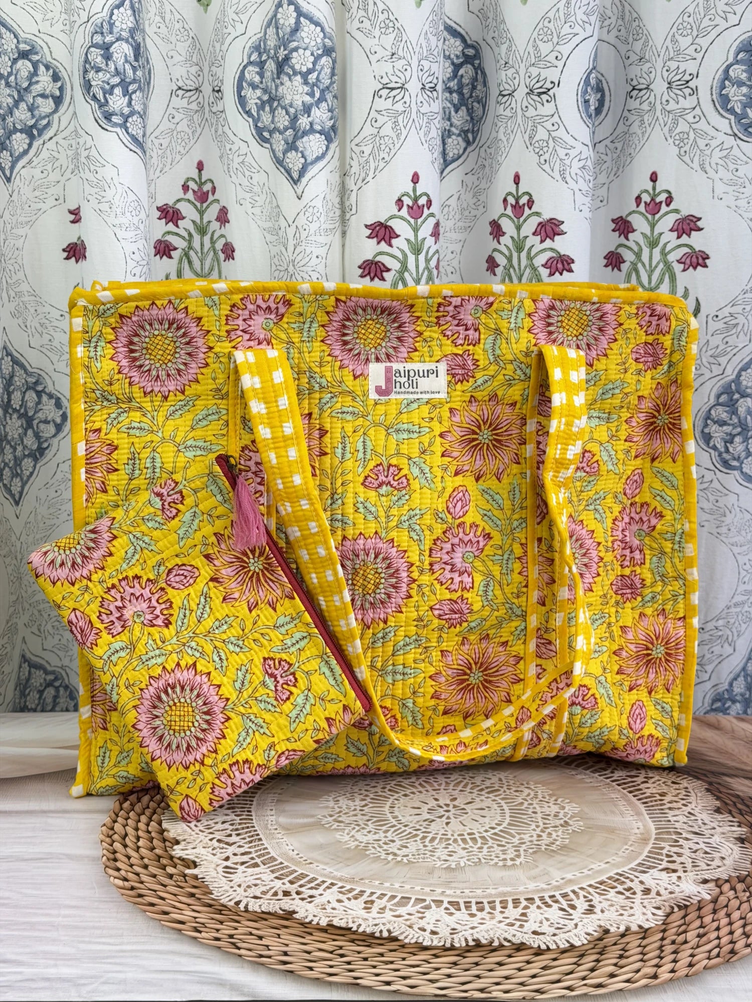Jaipur block print cotton quilted large tote bag with matching flat pouch, red floral print, 18×18×6 inch tote with 9×7 inch flat pouch for cosmetics, stationery and small essentials interior view