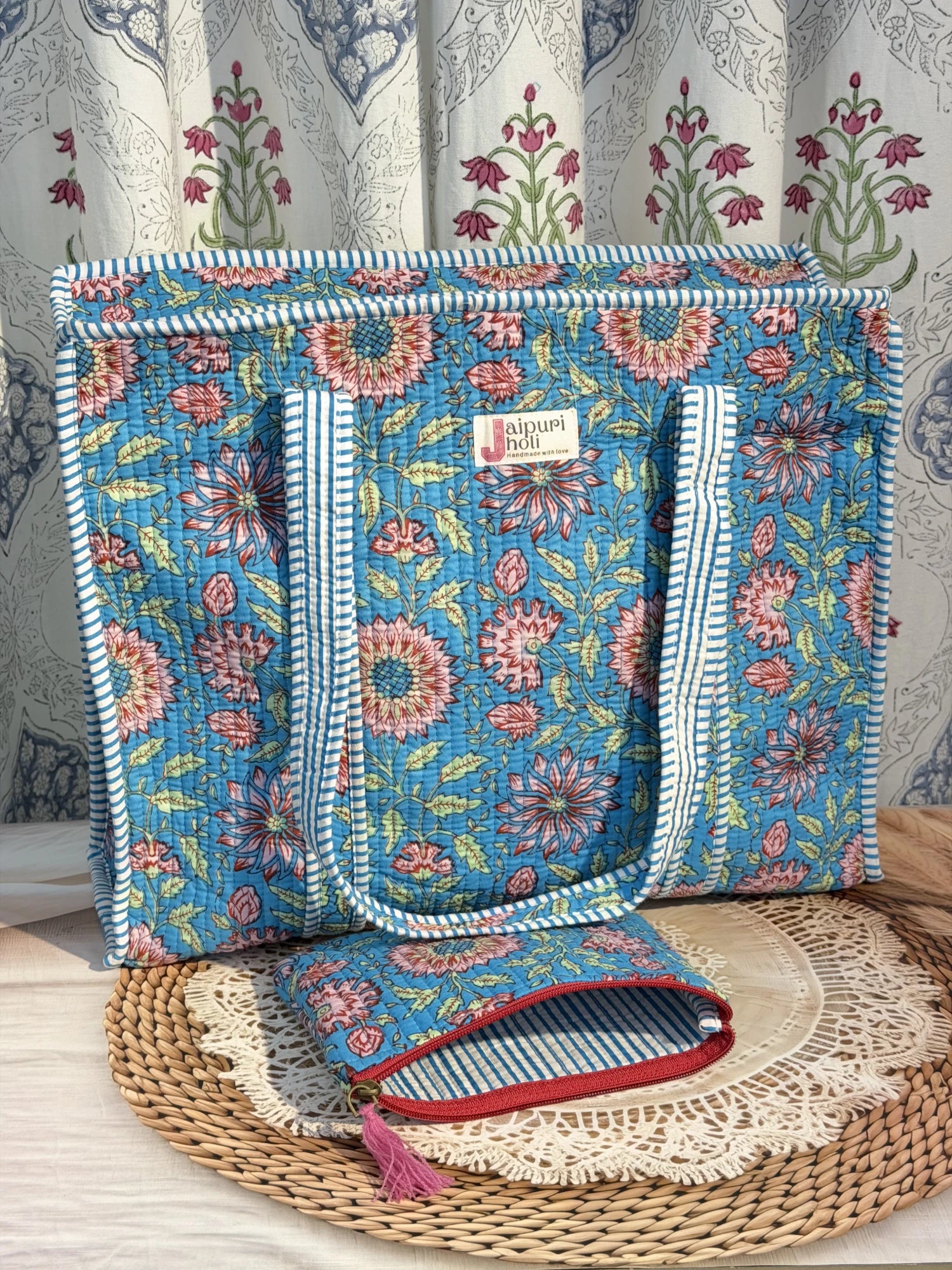 Jaipur block print cotton quilted large tote bag with matching flat pouch, blue floral print, 18×18×6 inch tote with 9×7 inch flat pouch for documents, cosmetics and travel essentials interior view